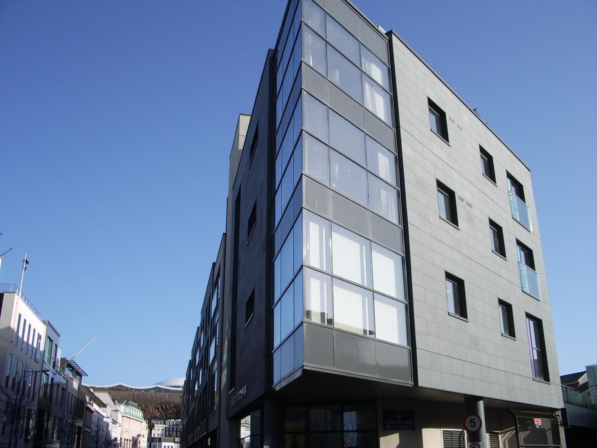 Liberty Wharf Apartments Saint Helier Exterior photo